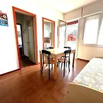 아파트 Villaggio Azzurro *